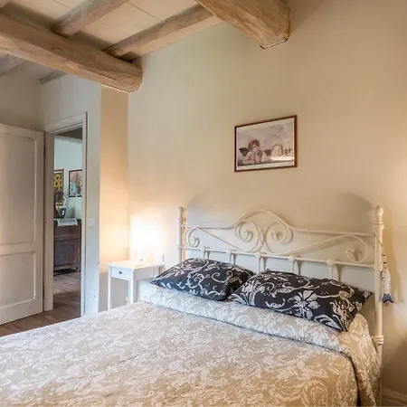 A'loro Bed and Breakfast