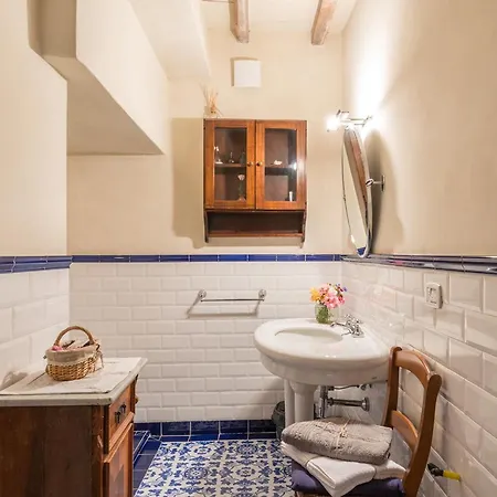 A'loro Bed and Breakfast