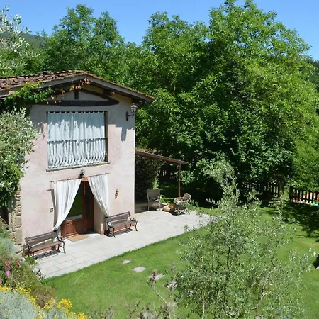 A'loro Bed & Breakfast 3*