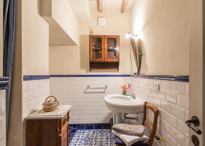 A'loro Bed and Breakfast